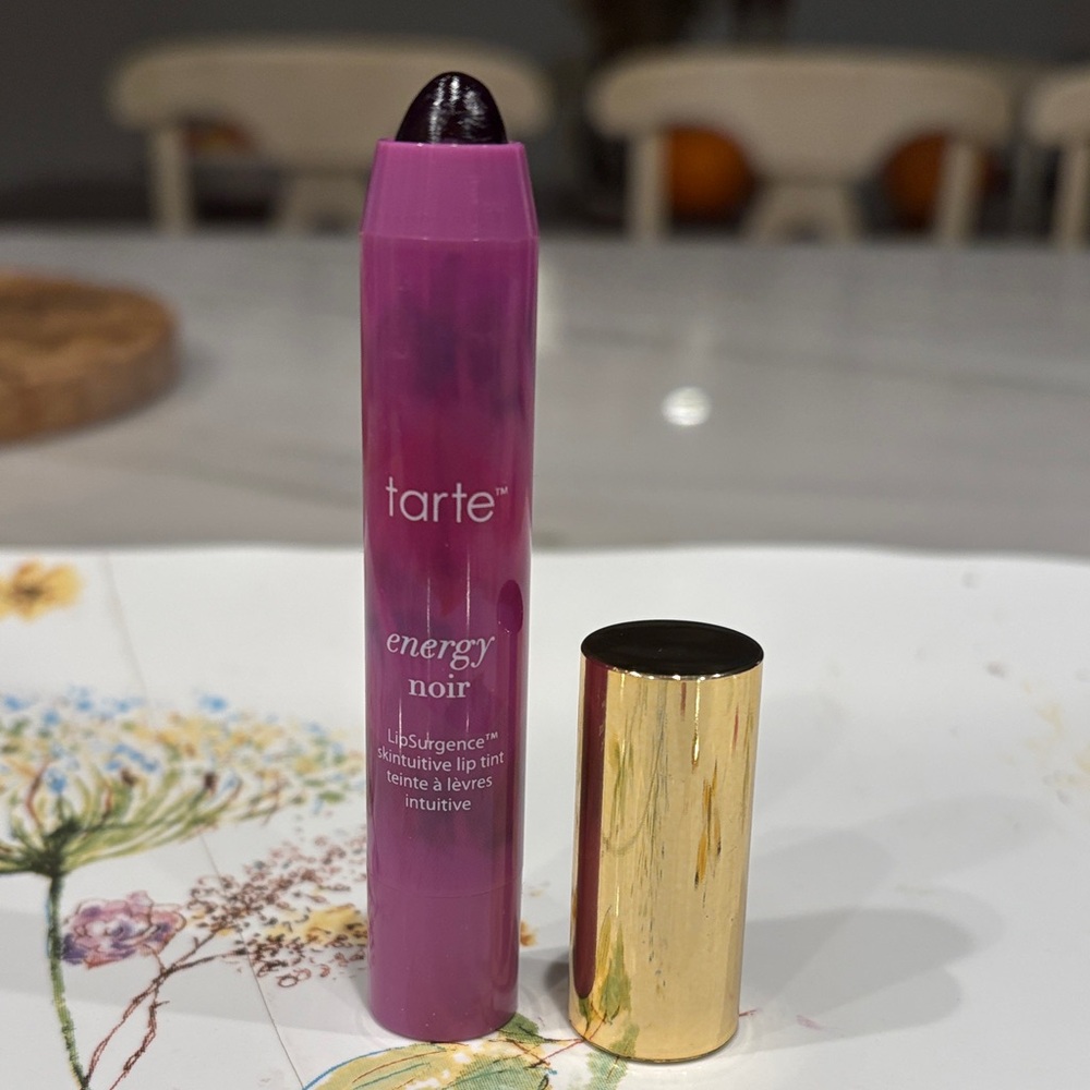 Tarte Energy Noir LipSurgence Skintuitive Lip Tint VERY RARE!